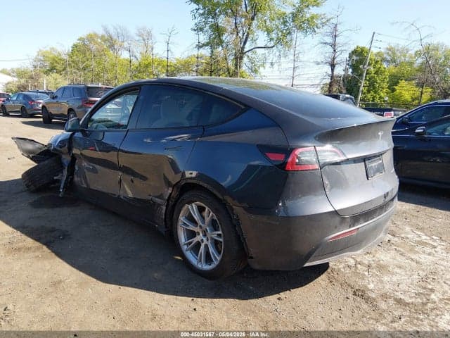 2024 TESLA MODEL Y LONG RANGE DUAL MOTOR ALL-WHEEL DRIVE 3
