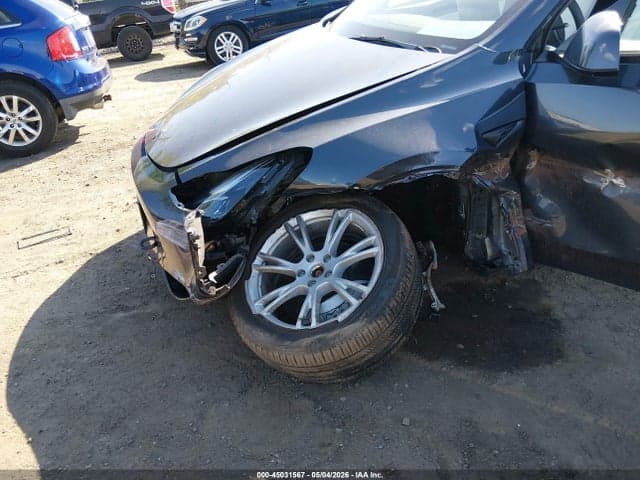 2024 TESLA MODEL Y LONG RANGE DUAL MOTOR ALL-WHEEL DRIVE 6
