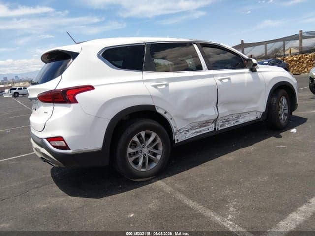 2020 HYUNDAI SANTA FE SE 4