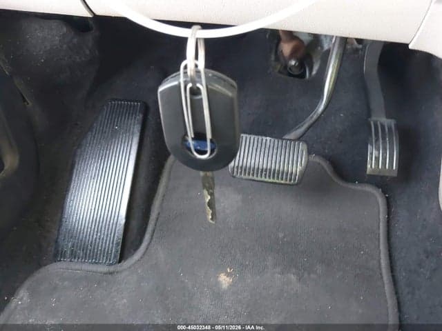 2017 FORD ESCAPE SE 11