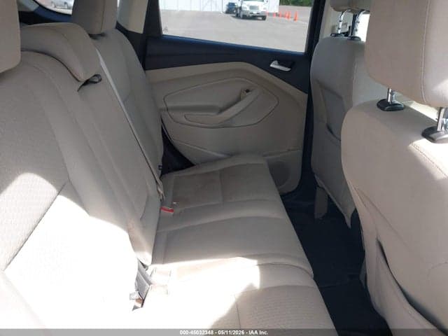 2017 FORD ESCAPE SE 8