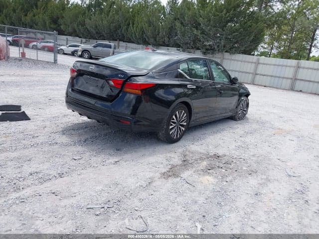 2023 NISSAN ALTIMA SV FWD 4