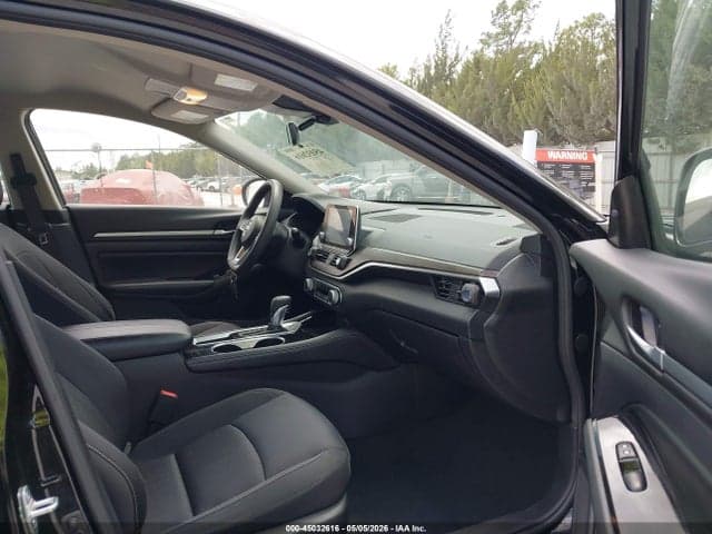 2023 NISSAN ALTIMA SV FWD 5
