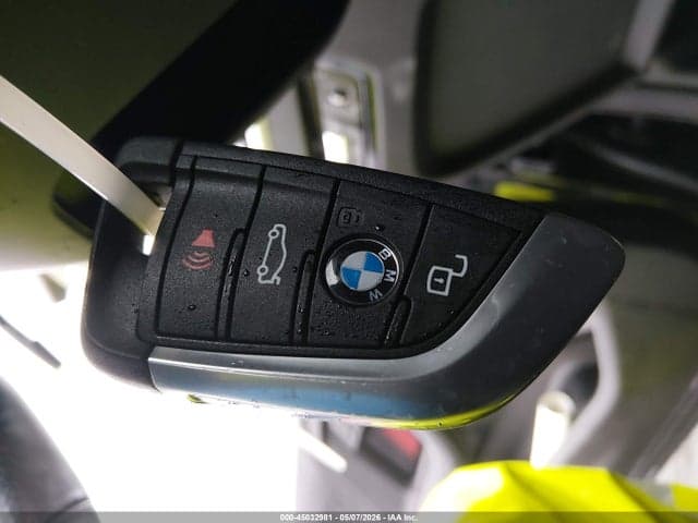 2025 BMW M2 11