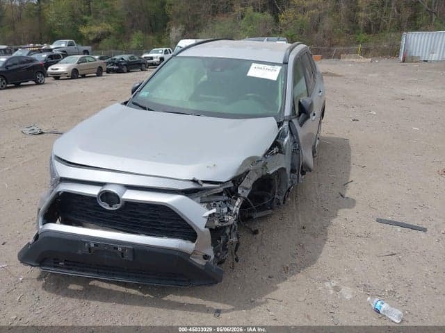 2021 TOYOTA RAV4 LE 2