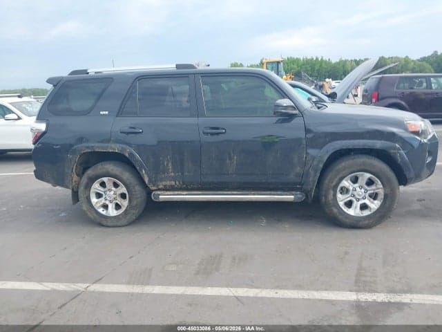 2024 TOYOTA 4RUNNER SR5 13
