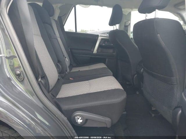 2024 TOYOTA 4RUNNER SR5 8