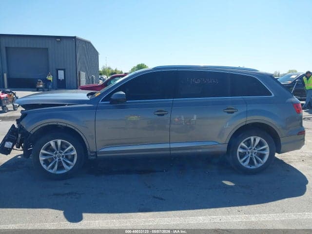 2018 AUDI Q7 3.0T PREMIUM 15