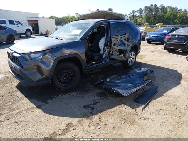 2021 TOYOTA RAV4 LE 2