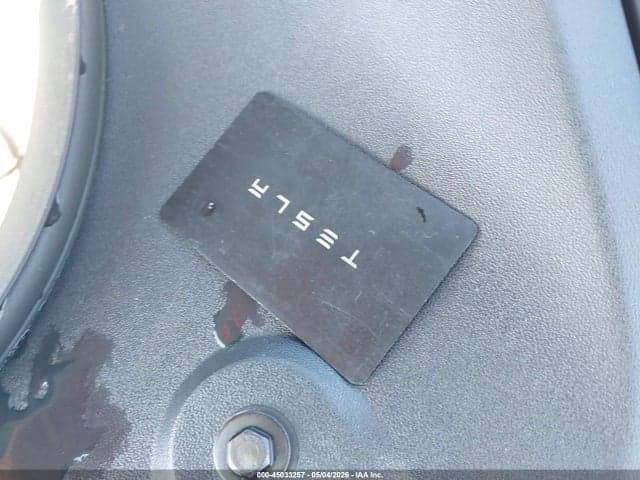 2026 TESLA MODEL Y 11
