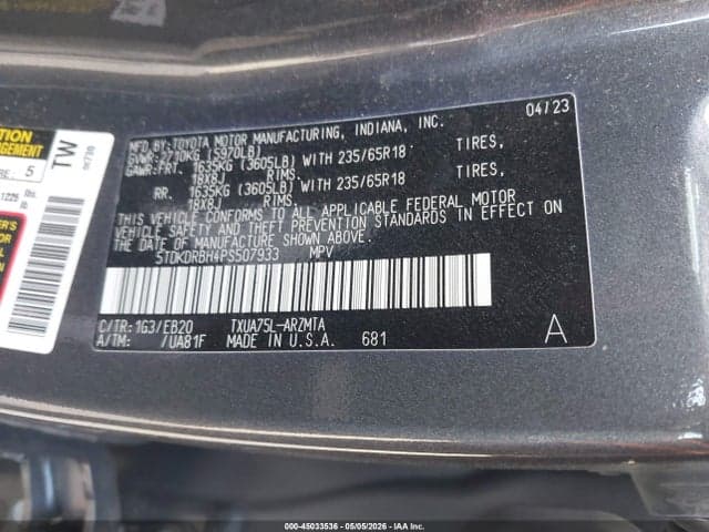 2023 TOYOTA HIGHLANDER XLE 9
