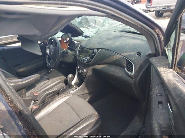 2019 CHEVROLET TRAX LT 5
