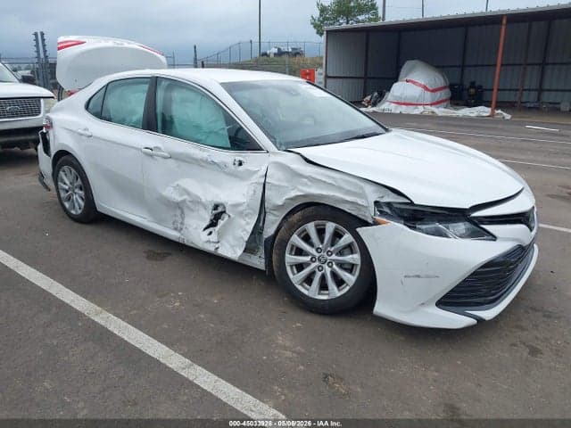 2020 TOYOTA CAMRY LE - 1