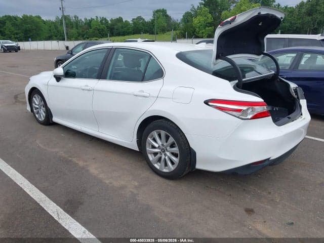 2020 TOYOTA CAMRY LE 3