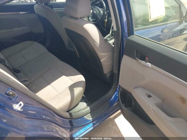 2020 HYUNDAI ELANTRA SEL 8