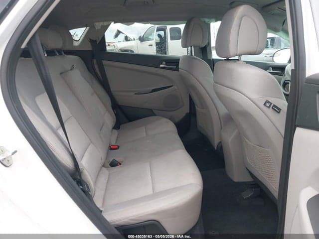 2018 HYUNDAI TUCSON SE 8