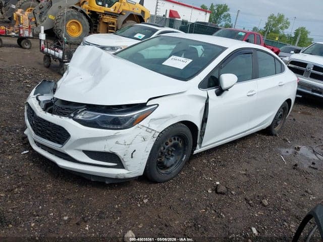 2017 CHEVROLET CRUZE LT AUTO 2
