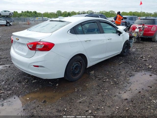 2017 CHEVROLET CRUZE LT AUTO 4
