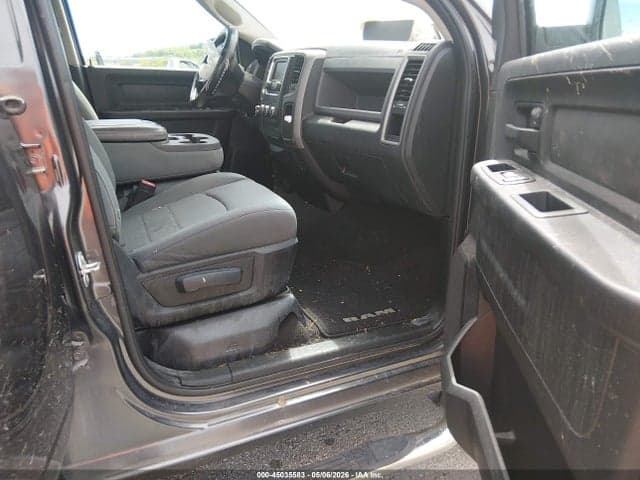 2018 RAM 1500 EXPRESS 4X4 6'4 BOX 5