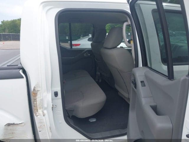 2019 NISSAN FRONTIER SV 8