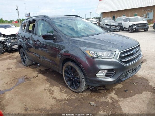 2019 FORD ESCAPE SE 1