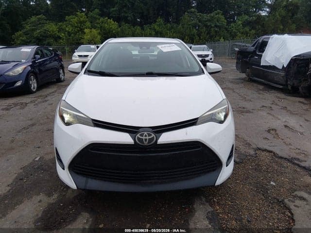 2017 TOYOTA COROLLA LE 12