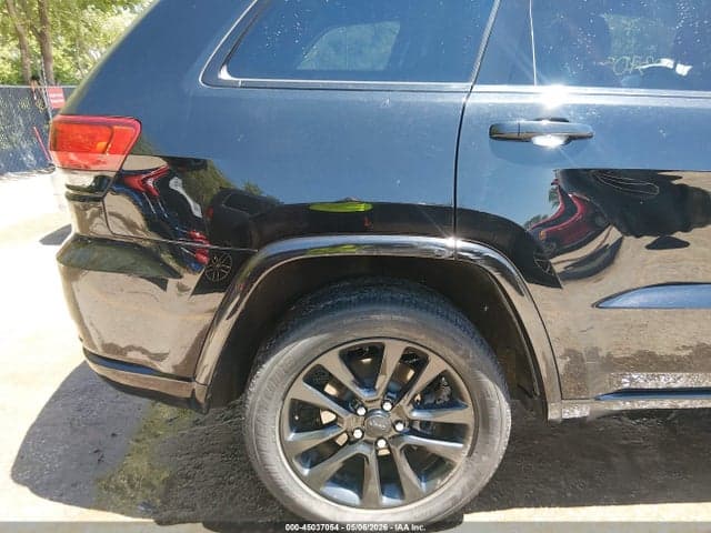 2017 JEEP GRAND CHEROKEE ALTITUDE 4X4 17
