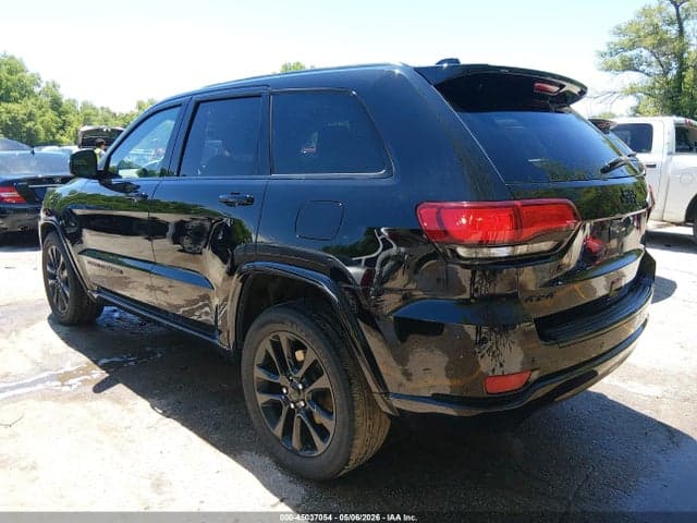 2017 JEEP GRAND CHEROKEE ALTITUDE 4X4 3