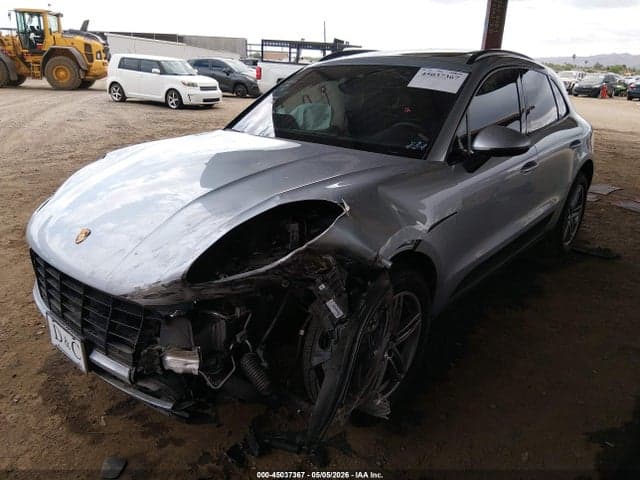 2018 PORSCHE MACAN 2