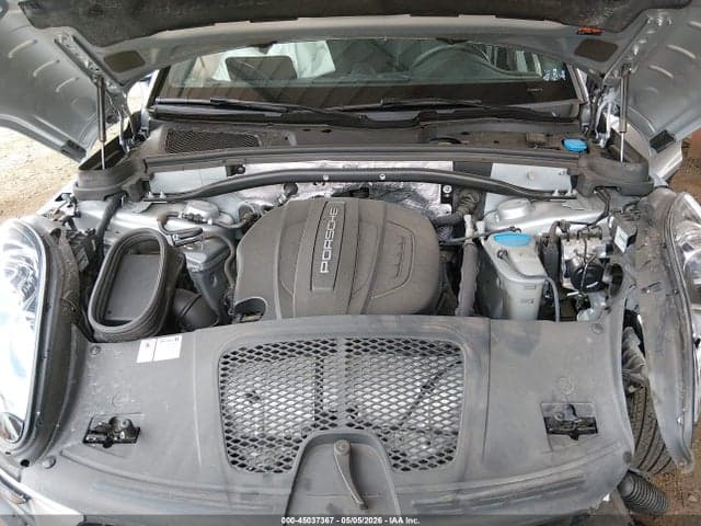 2018 PORSCHE MACAN 10