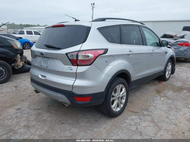 2018 FORD ESCAPE SE 4