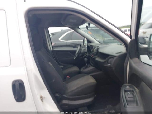 2018 RAM PROMASTER CITY TRADESMAN SLT 5