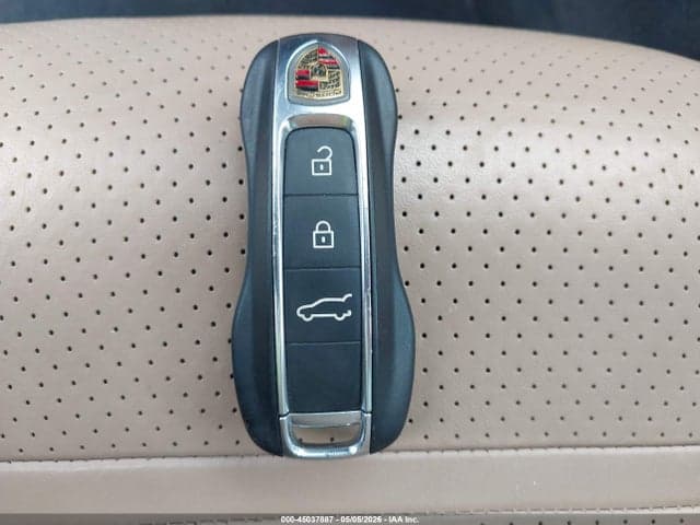2019 PORSCHE CAYENNE 11