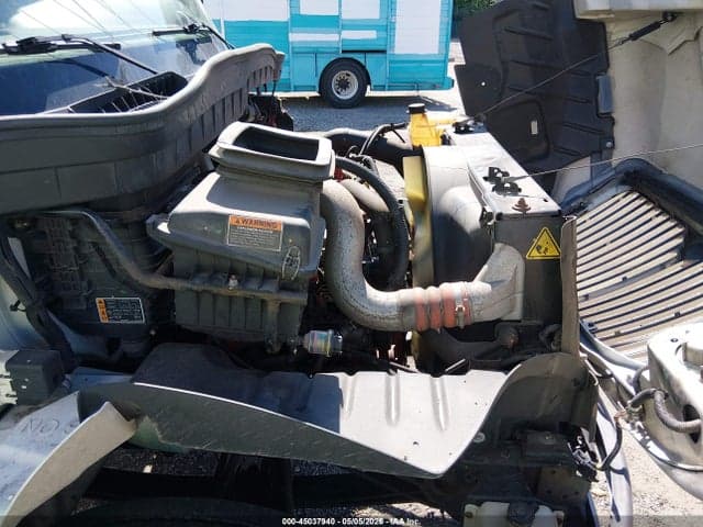 2022 INTERNATIONAL MV 9