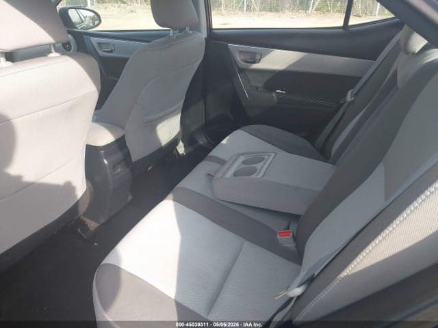2018 TOYOTA COROLLA LE 8