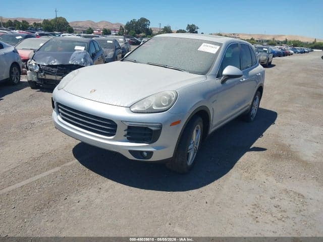 2016 PORSCHE CAYENNE E-HYBRID 2