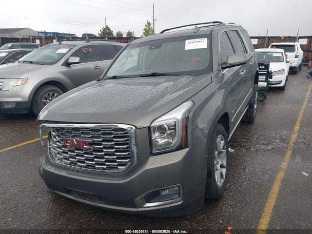 2018 GMC YUKON DENALI 2