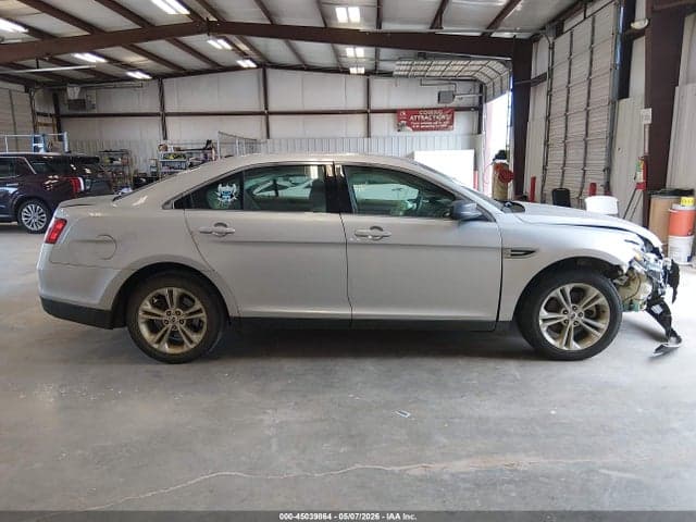 2018 FORD TAURUS SE 13