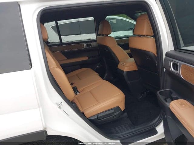 2025 HYUNDAI SANTA FE LIMITED 8