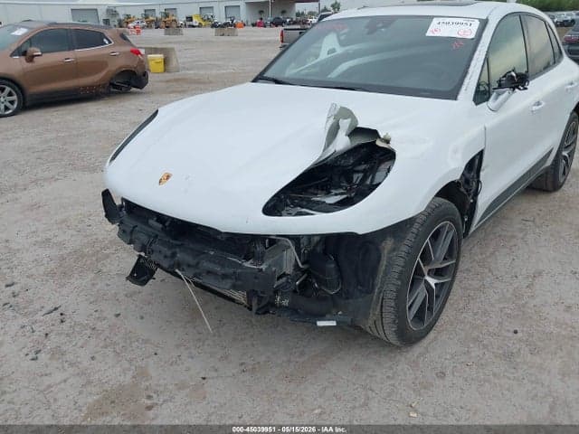 2024 PORSCHE MACAN T 6
