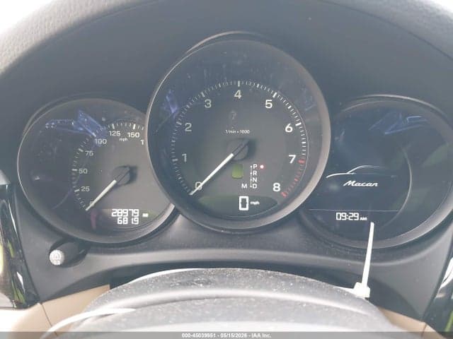 2024 PORSCHE MACAN T 7