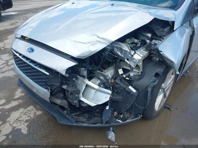 2017 FORD FOCUS SE 6