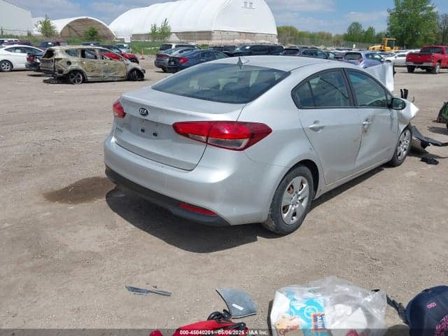 2017 KIA FORTE LX 4