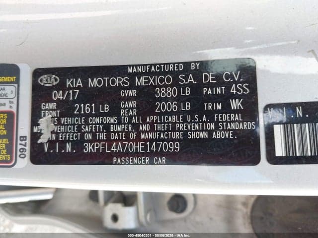 2017 KIA FORTE LX 9