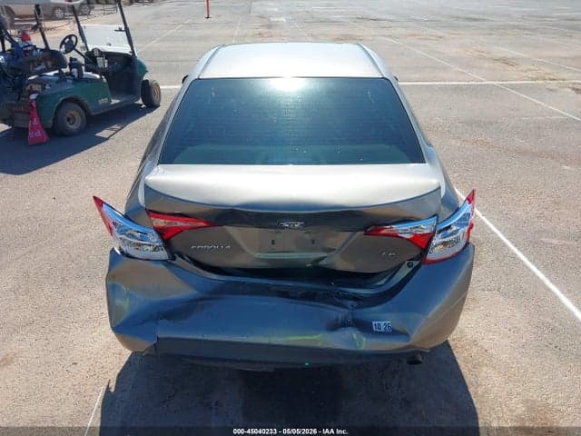 2018 TOYOTA COROLLA LE 16