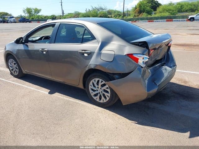 2018 TOYOTA COROLLA LE 3