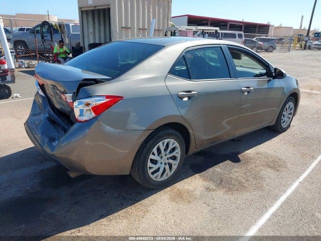 2018 TOYOTA COROLLA LE 4