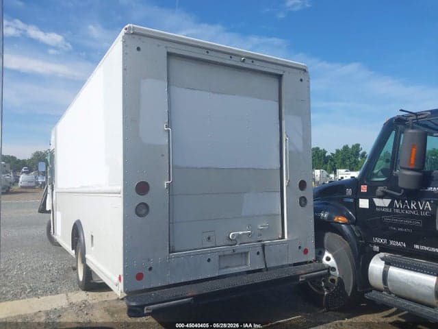 2021 FORD F-59 COMMERCIAL STRIPPED 3