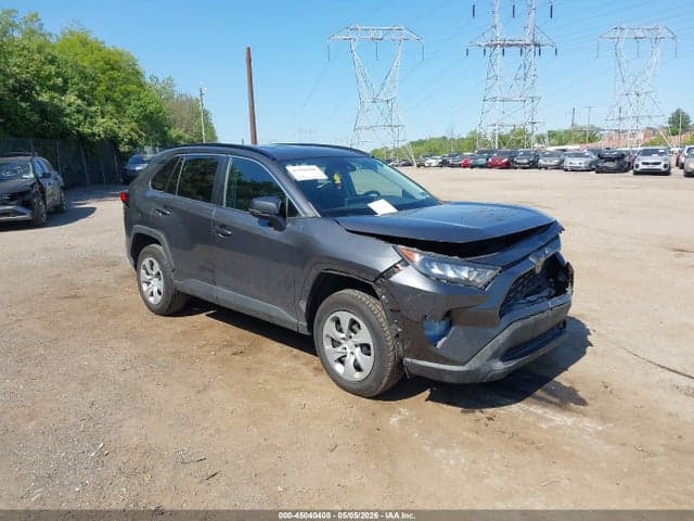 2019 TOYOTA RAV4 LE 1