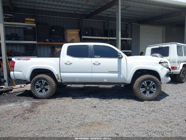 2017 TOYOTA TACOMA TRD SPORT 13